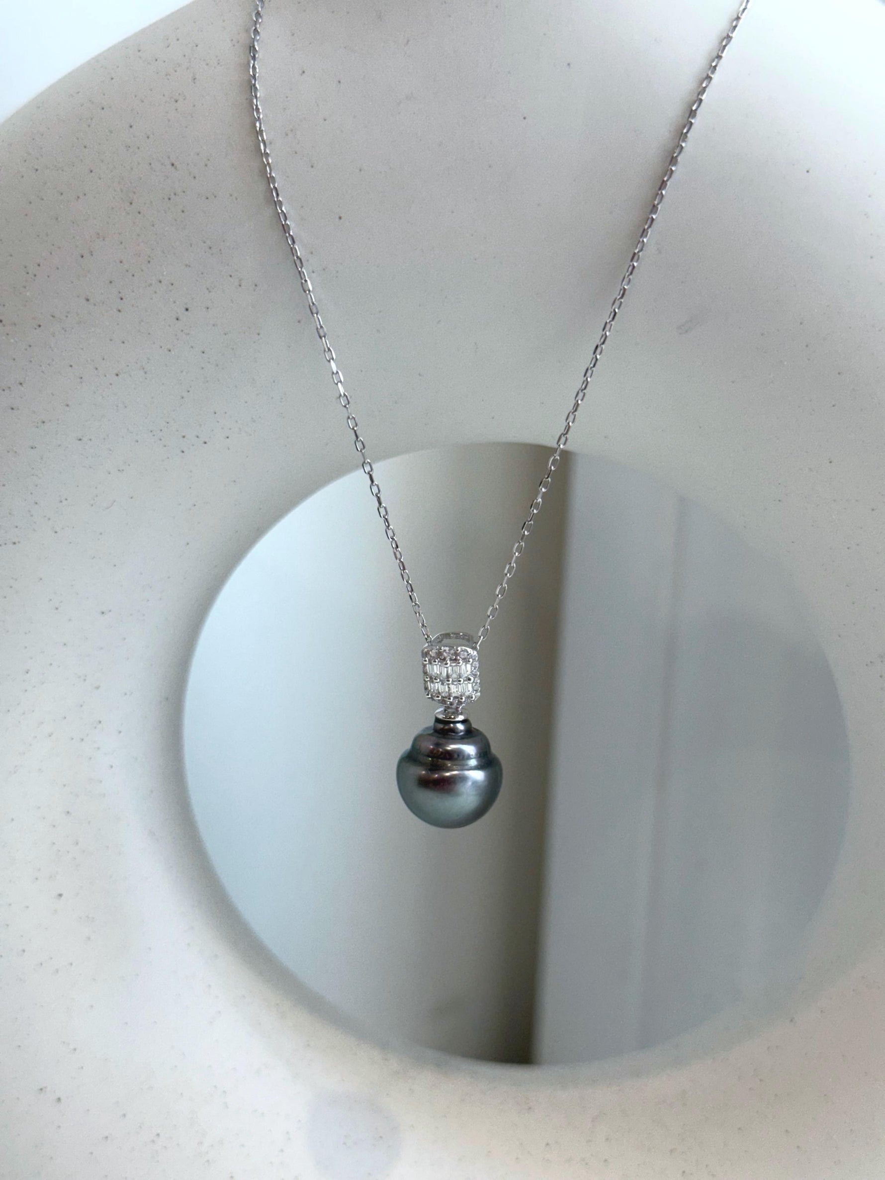 affordable Insale Tahitian Extreme luster mirrored green with platinum hue Ocean Pearl Silver pendant chain Necklace unique gift for her daily wear