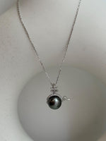 9.8mm Insale Tahitian strong luster mirrored green with brown hue Ocean Pearl Silver whale pendant chain Necklace unique gift for her.