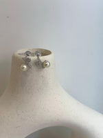 2pcs extremely strong luster freshwater Pearls S925 silver vintage earring gift for her daily office wear. 5.5mm
