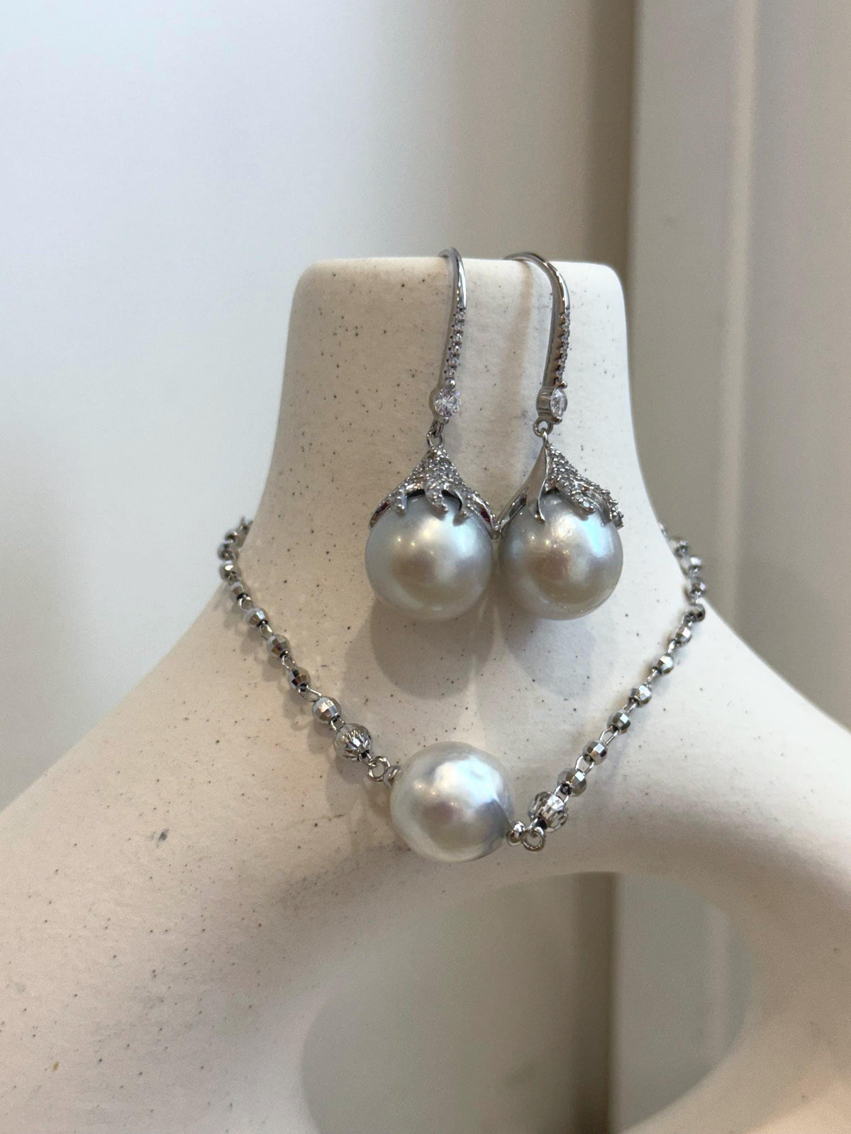 Whole Set! 11.9mm 12.8mm Insale Strong luster Australian Ocean silver Pearls s925 silver braclet, earrings hooks set birthday gift for her daily wear