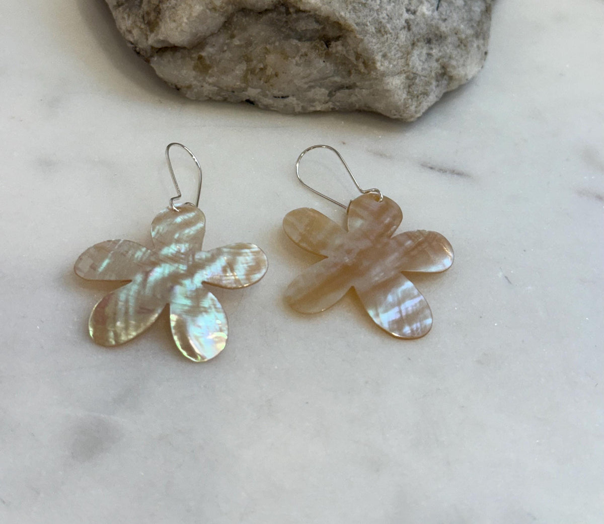 Large Natural Metallic Iridescent Shell S925 silver vintage cool floral earring Hoops gift for her. 4.9cm high