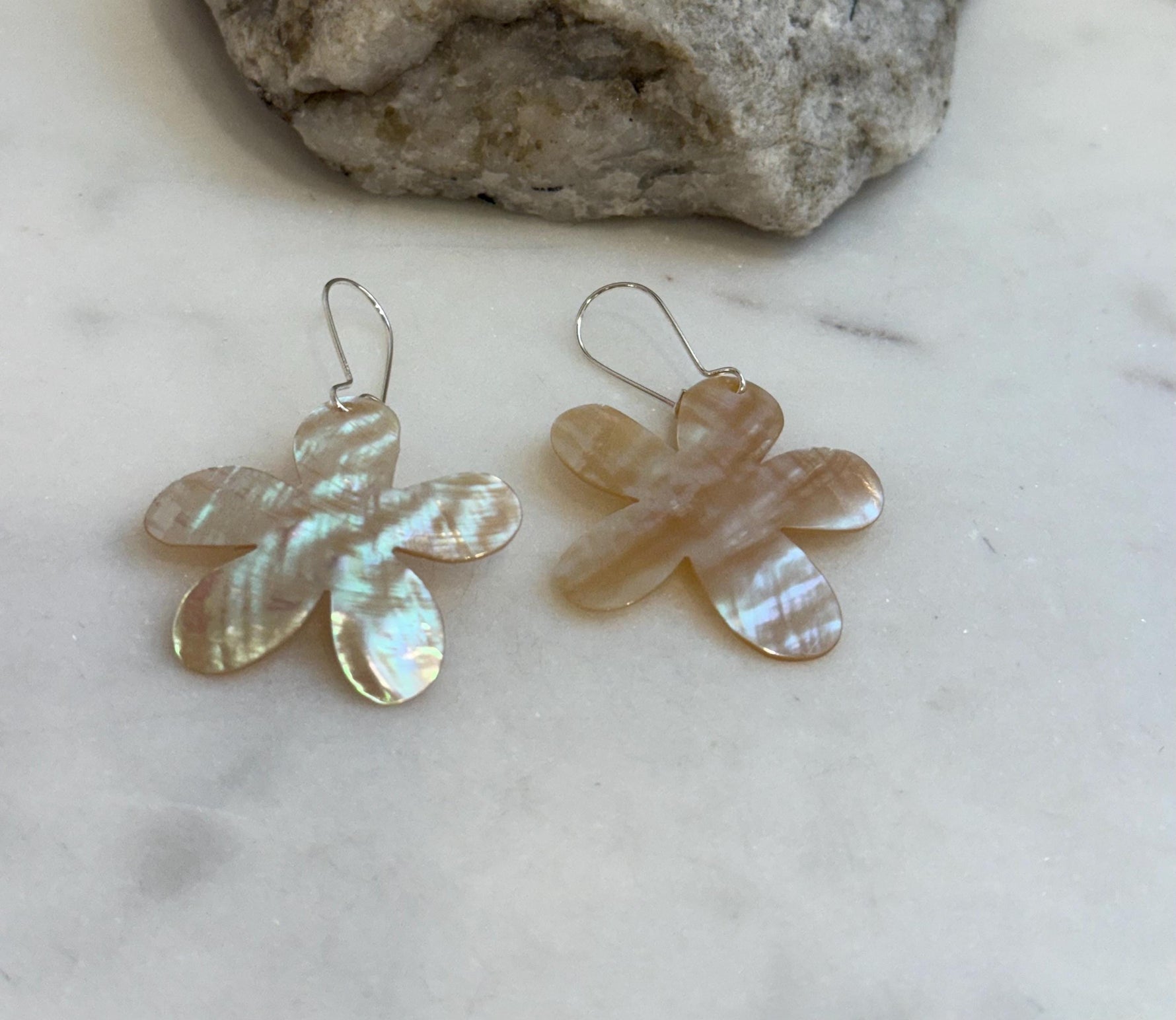 Large Natural Metallic Iridescent Shell S925 silver vintage cool floral earring Hoops gift for her. 4.9cm high