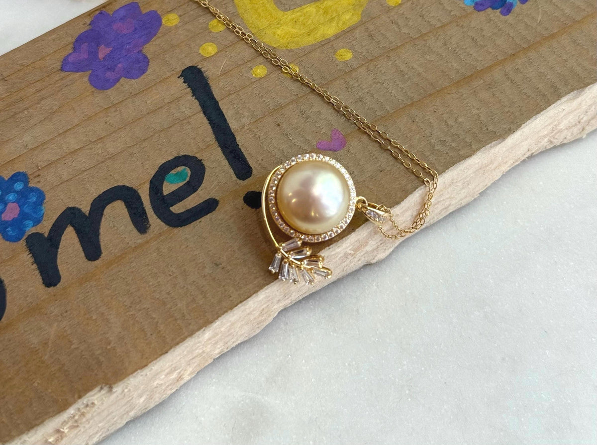12.3mm Insale Extreme luster mirrored South Sea light Golden ocean Pearl S925 silver whale pendant chain Anniversary birthday Gift for her