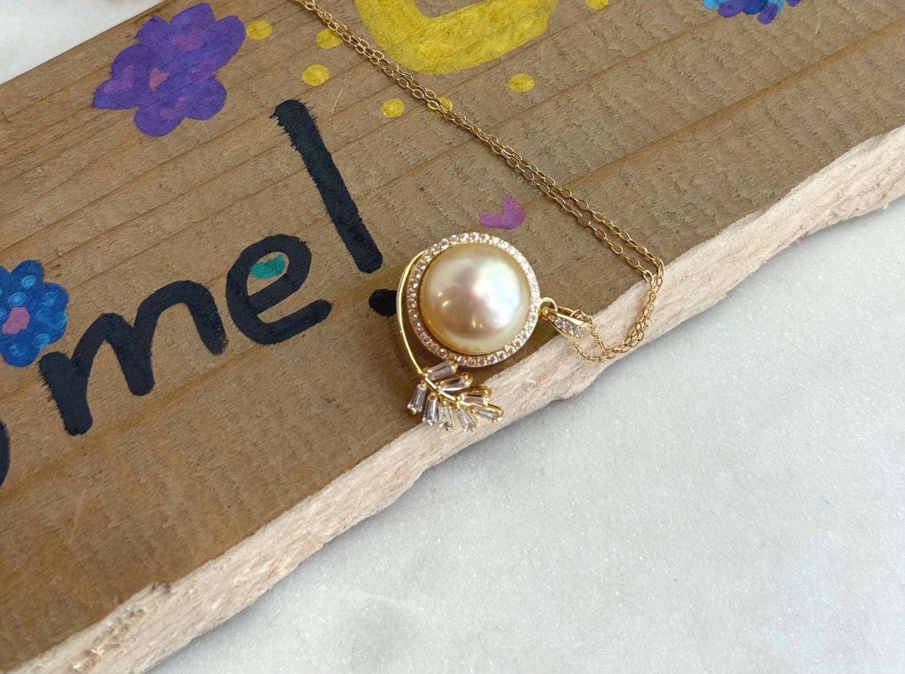 12.3mm Insale Extreme luster mirrored South Sea light Golden ocean Pearl S925 silver whale pendant chain Anniversary birthday Gift for her