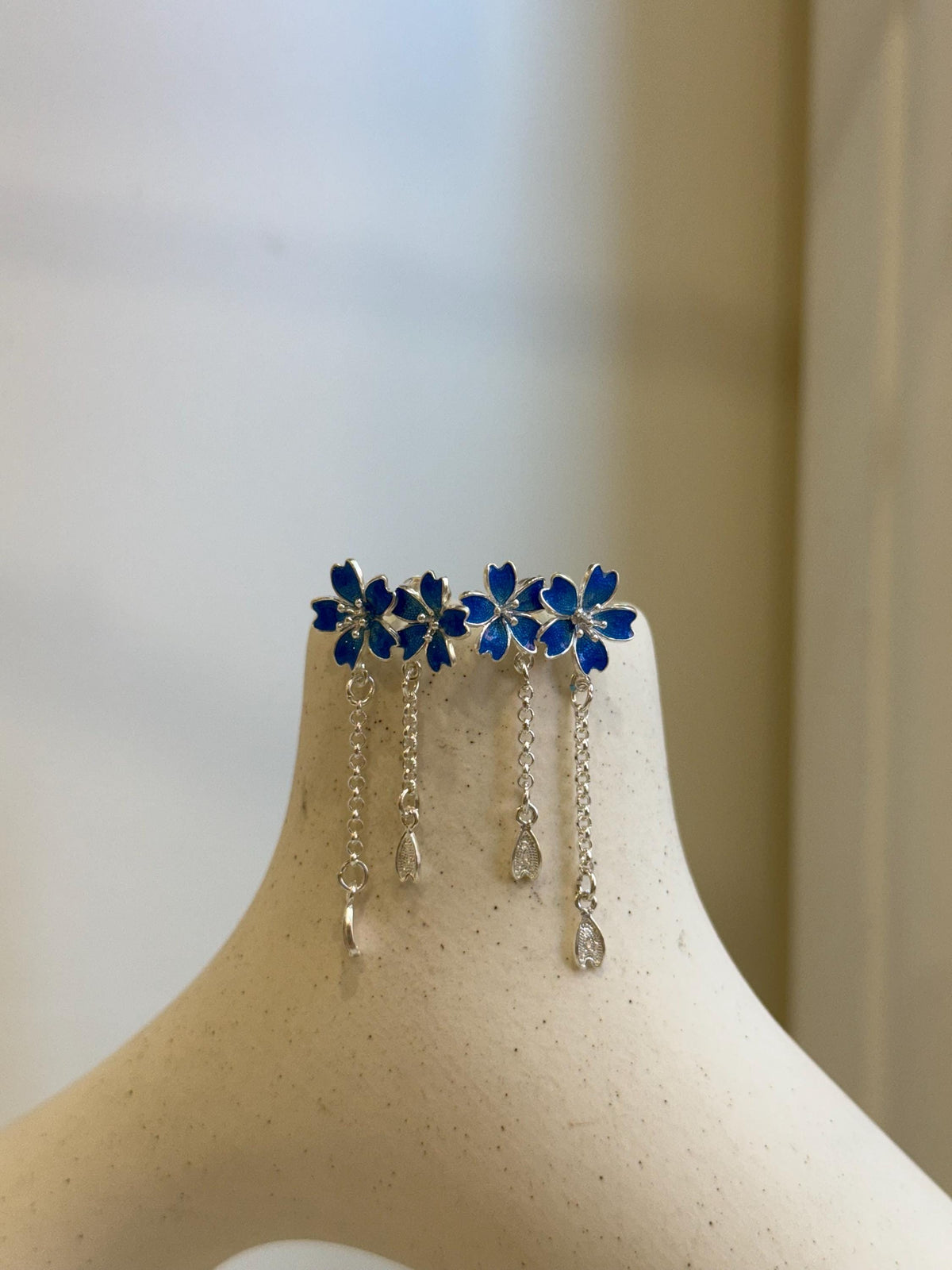 Not for seperate purchase! S925 silver vintage cool Blue Floral earrings Chandeliers. 4cm high. DDP No Tariffs.