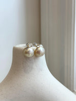 Au750 18K Gold 15mm 12.7mm clean smooth extreme luster Japanese Ocean Mabe ivory with pink hue Pearls pendant earrings