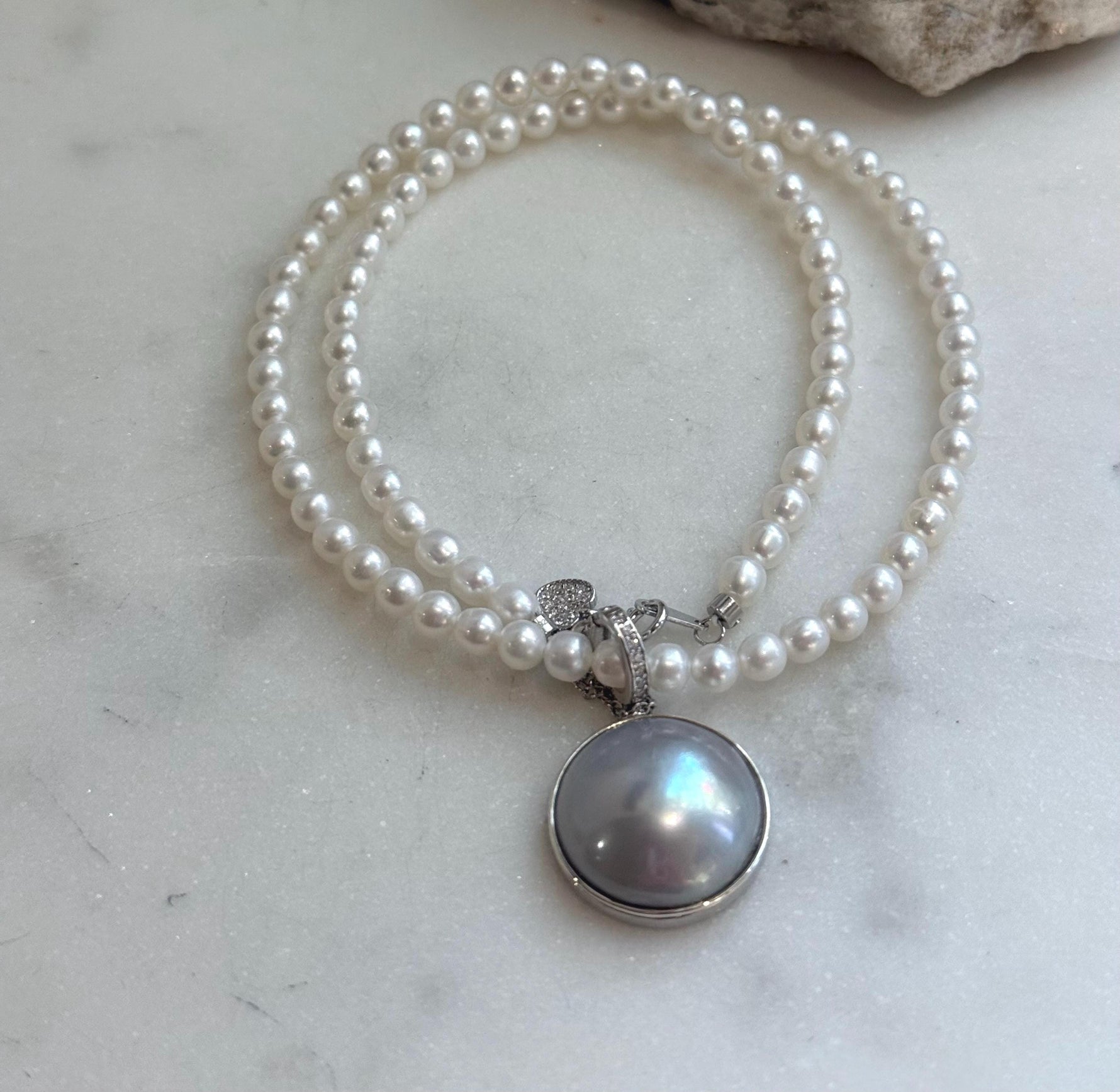 18.8mm clean smooth extreme luster Mirrored Freshwater Blue silver Mabe Pearl S925 silver pendant with white pearl necklace set.