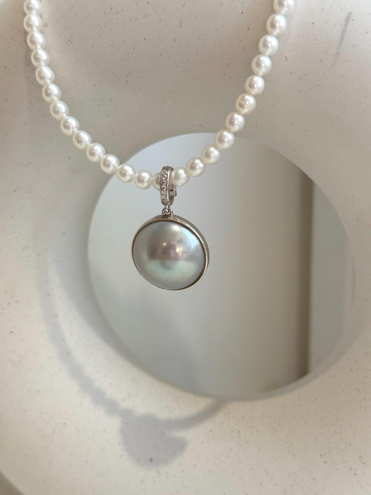 18.8mm clean smooth extreme luster Mirrored Freshwater Blue silver Mabe Pearl S925 silver pendant with white pearl necklace set.