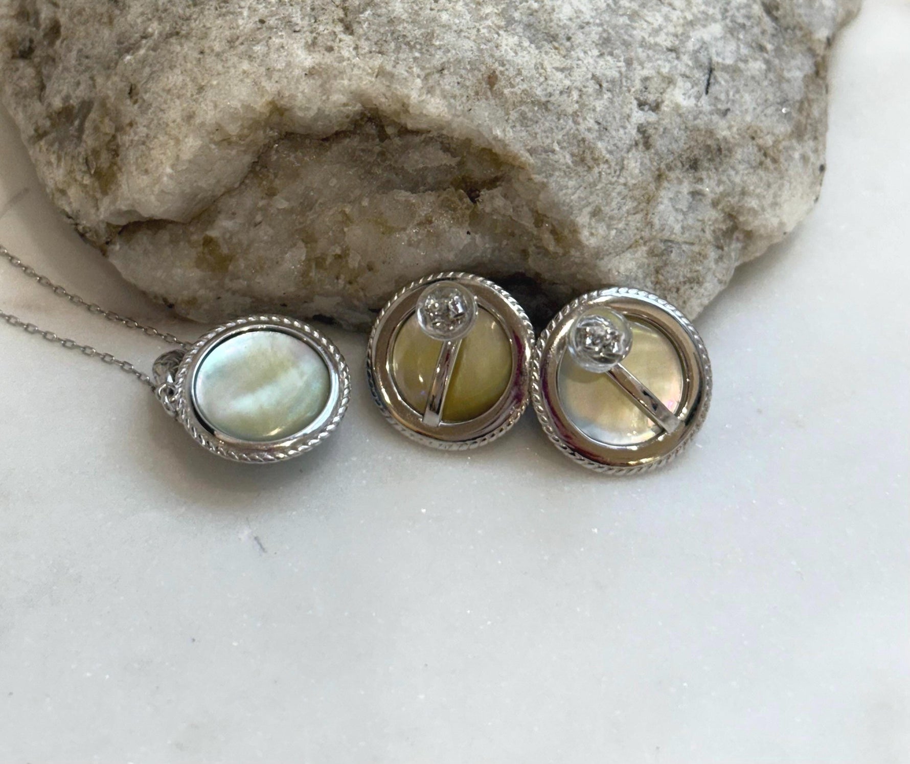 Insale strong luster purple green blue iridescent ocean Mabe dazzling s925 silver earrings & pendant necklace set. Gift for her birthday.