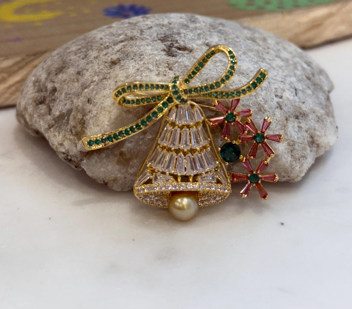 South sea golden pearl brooch: Extreme luster mirrored effect,7.3mm, deep gold pearl. Christmas Brooch.