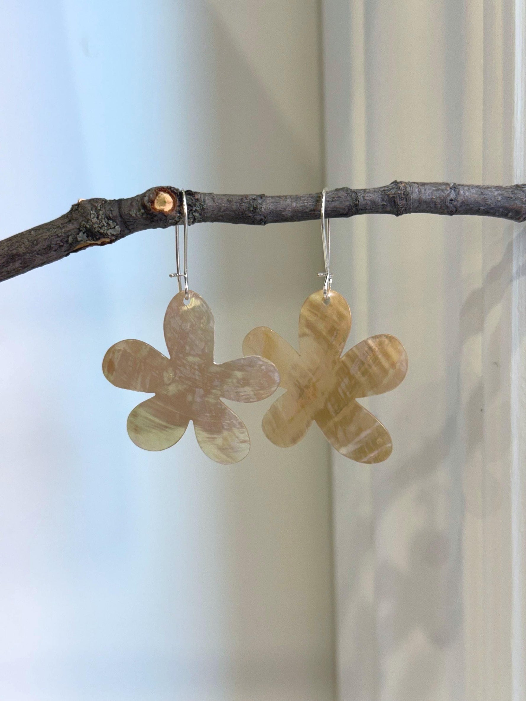 Large Natural Metallic Iridescent Shell S925 silver vintage cool floral earring Hoops gift for her. 4.9cm high