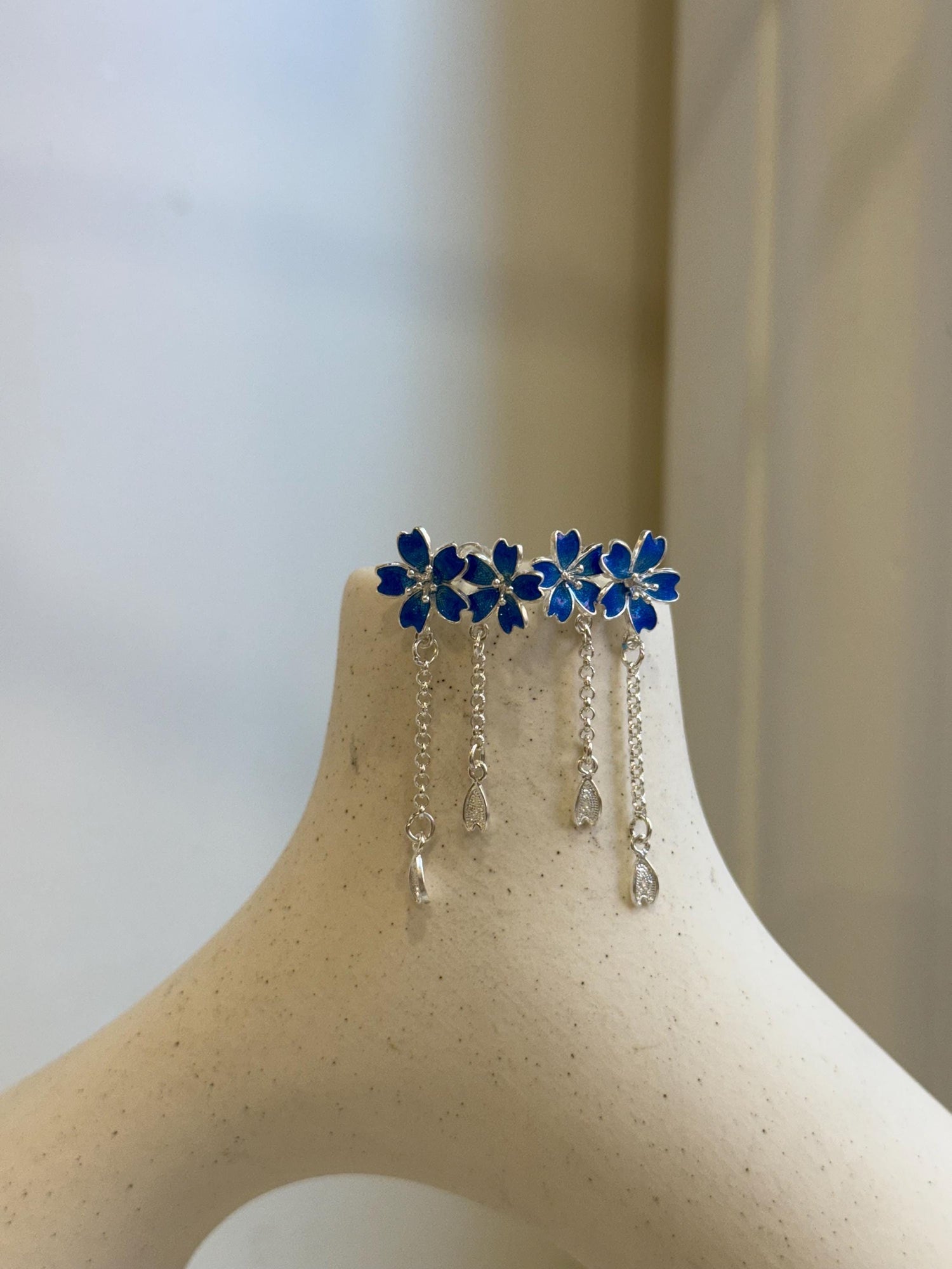 Not for seperate purchase! S925 silver vintage cool Blue Floral earrings Chandeliers. 4cm high. DDP No Tariffs.