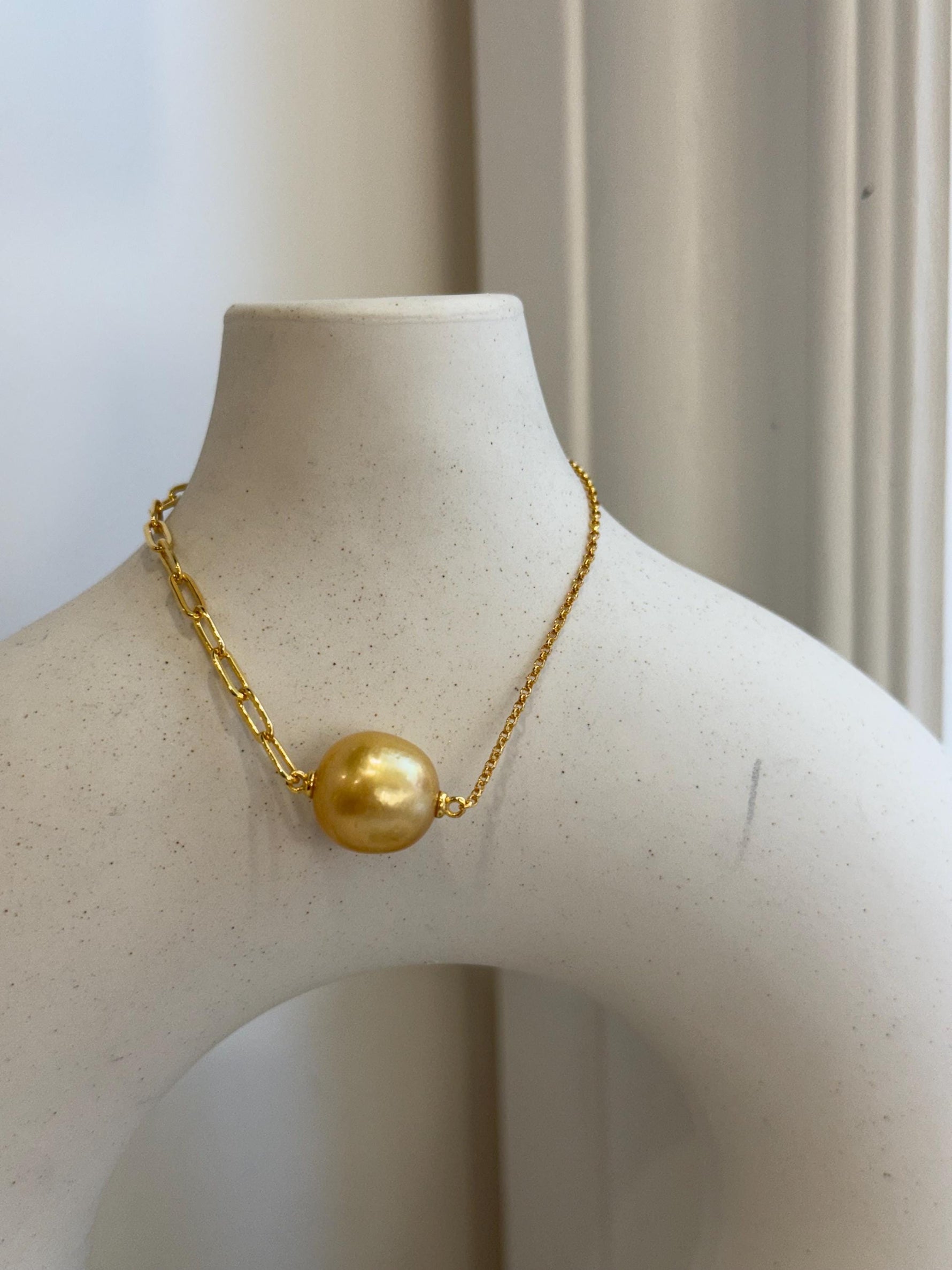 12.8mm South Sea Golden Pearl Bracelet: Strong luster, ultra gold, to 7.4”. No tariffs.