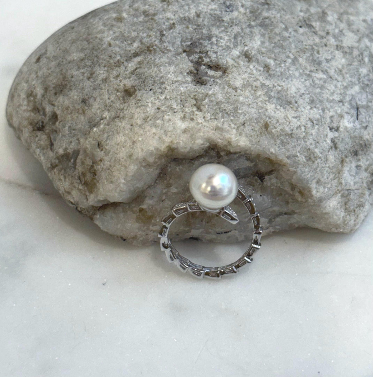 Australian ocean white pearl Ring: Extreme luster, 9.8mm, S925 silver adjustable Snake Ring.