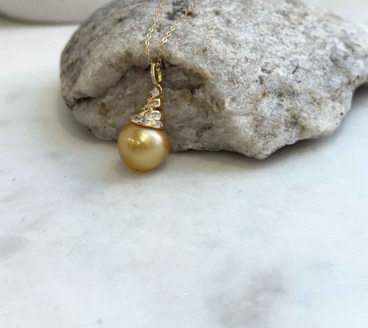 South sea golden ocean pearl vintage pendant: 13.4mm strong luster, deep golden pearl, s925 silver vintage pendant necklace set. for her anniversary