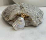 Insale White Iridescent baroque pearl Pendant Necklace Set: Extreme luster, 22.1x25.2mm, S925 silver Crown pendant chain necklace set.