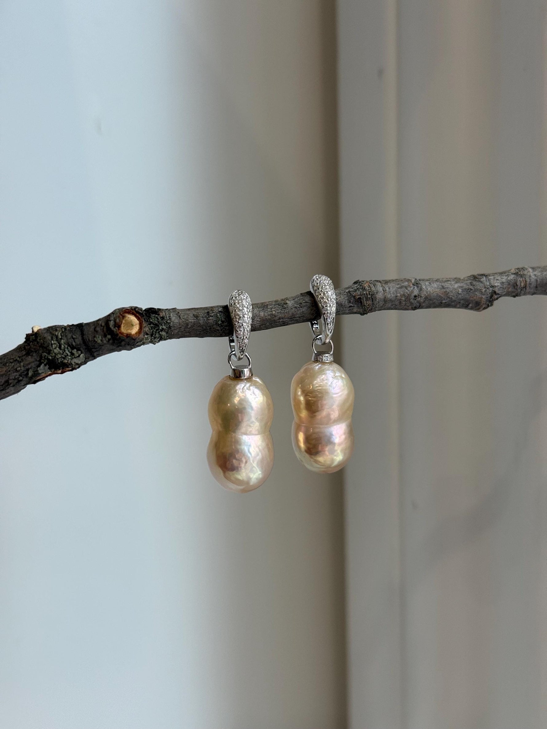 Peanut Keshi Pearls Earrings Hoops: Extreme luster, pink peach gold iridescent pearls green hue, to 20.5mm,s925 silver earrings hoops. for her birthday