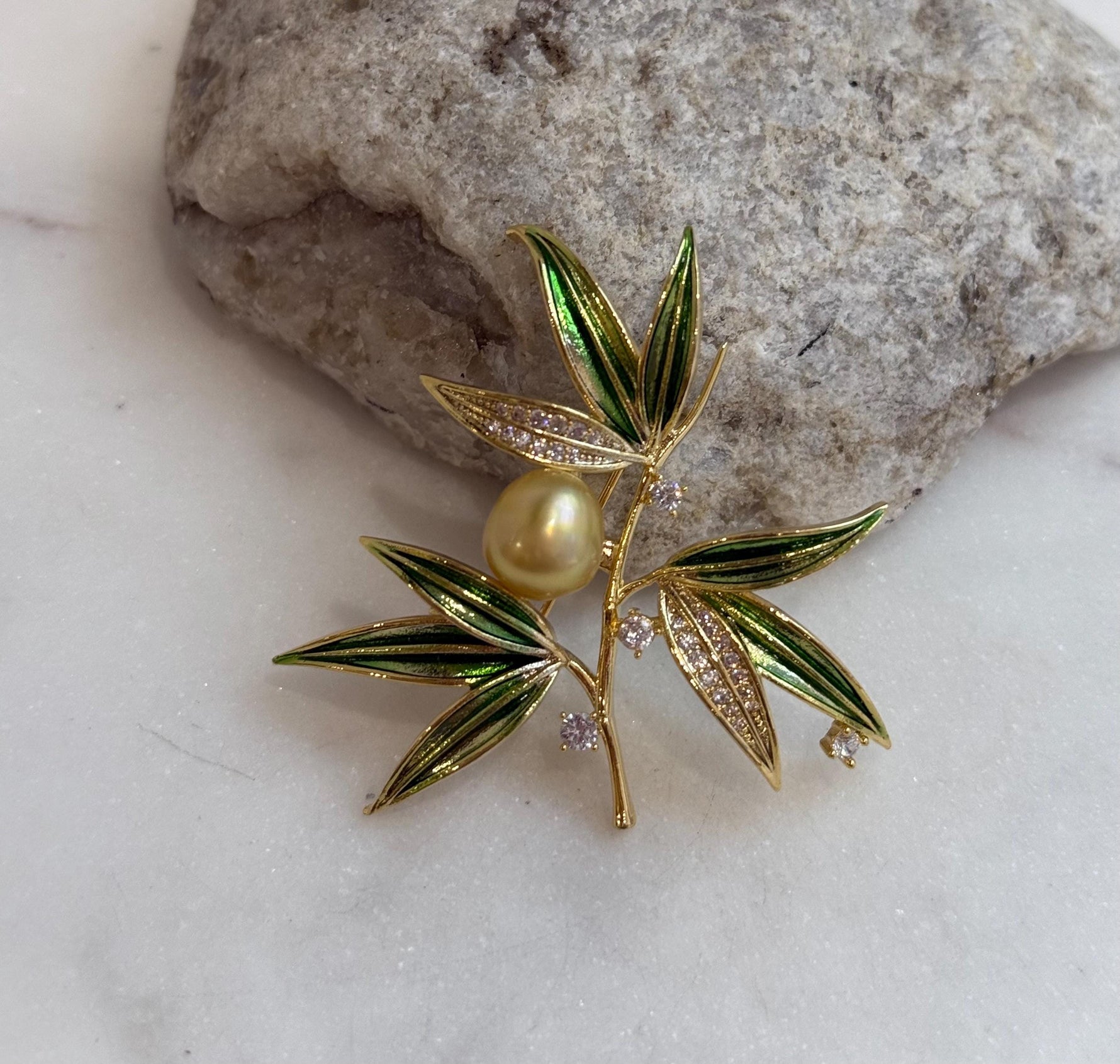 South Sea Golden Pearl Bamboo Brooch Pendant 2in1: 9.6x10.6mm, extreme luster mirrored, 5x5cm. with s925 silver chain. for her anniversary