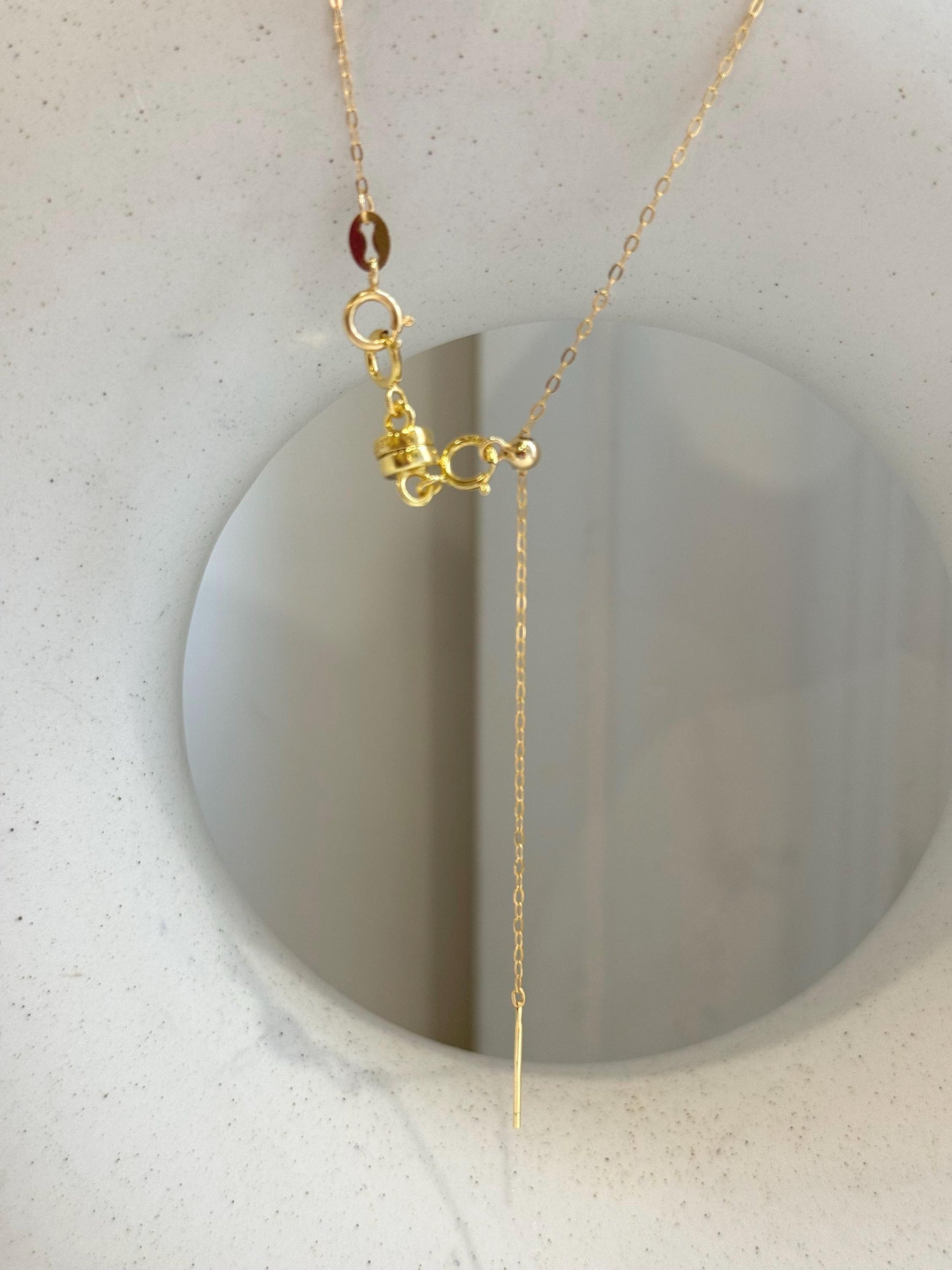 Not for seperate purchase!! s925 magnetic double clips. Gold color. Make Puton easy for necklaces.