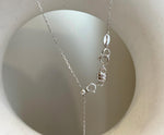 Not for seperate purchase!! s925 magnetic double clips. 21.5mm long, 5mm dia clip hoops. Silver color. Make Put-on easy for necklaces.