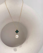 akoya ocean Pearl 18k gold malachite gemstone pendant for her holiday gift