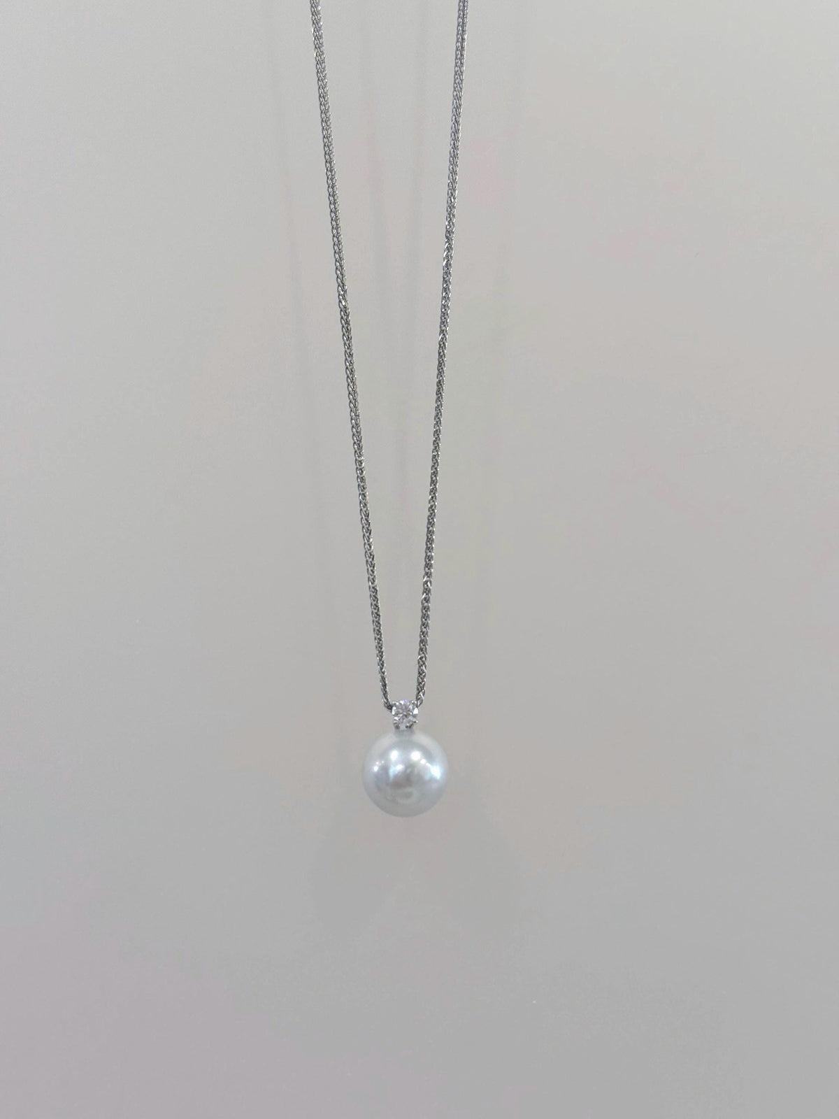 saltwater white pearl pendant