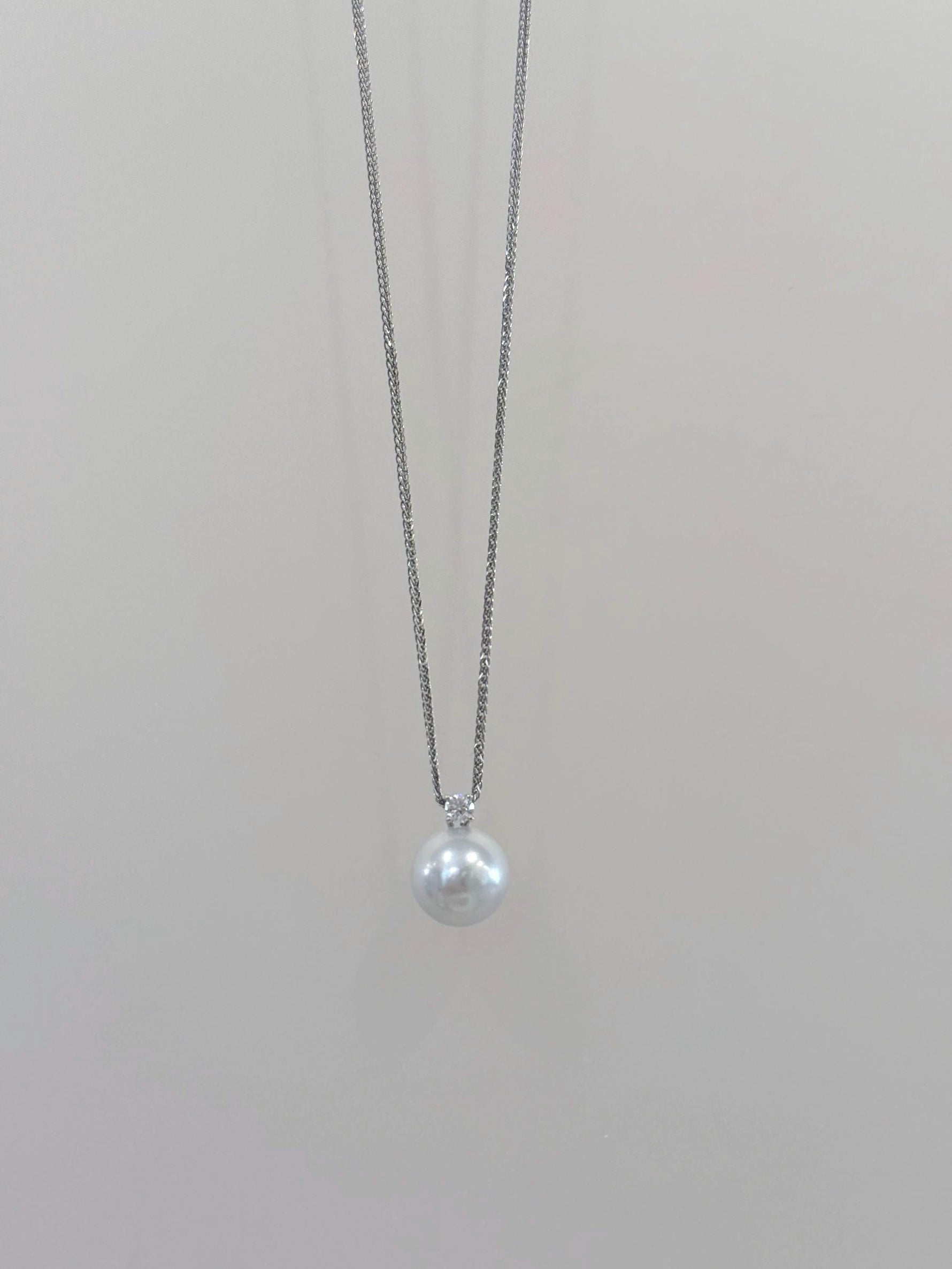 saltwater white pearl pendant