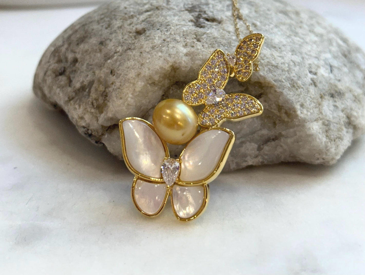 South Sea pure Golden Ocean Pearl Brooch Pendant 2in1: Extreme luster 9.5x10.5mm, cool butterfly design brooch. with s925 silver chain.
