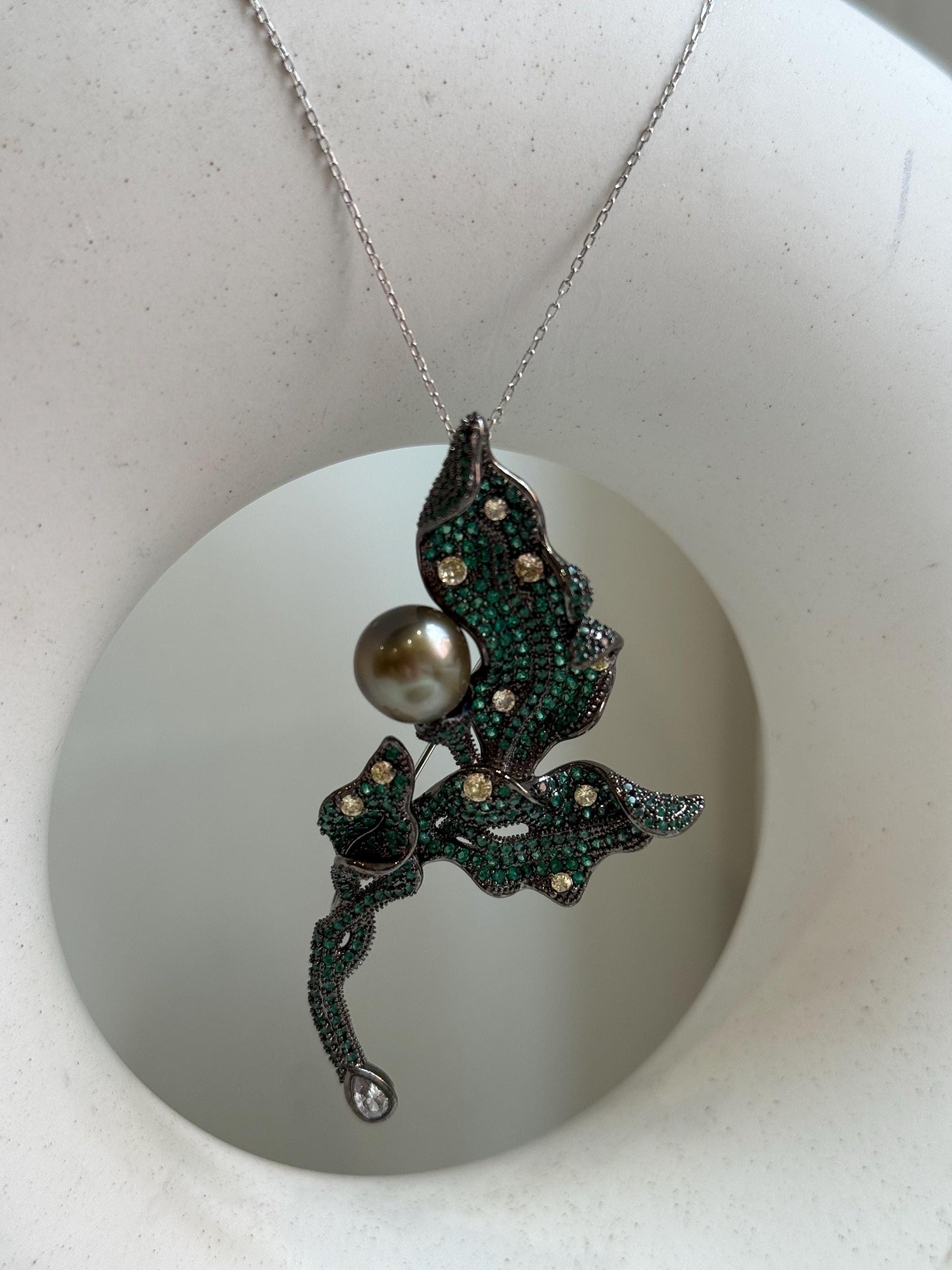 Tahitian Ocean Pearl Brooch Pendant 2in1: Extreme Luster, 10.2mm, pistachio olive pearl, leaf brooch, 3.3x6.7cm, S925 silver chain.