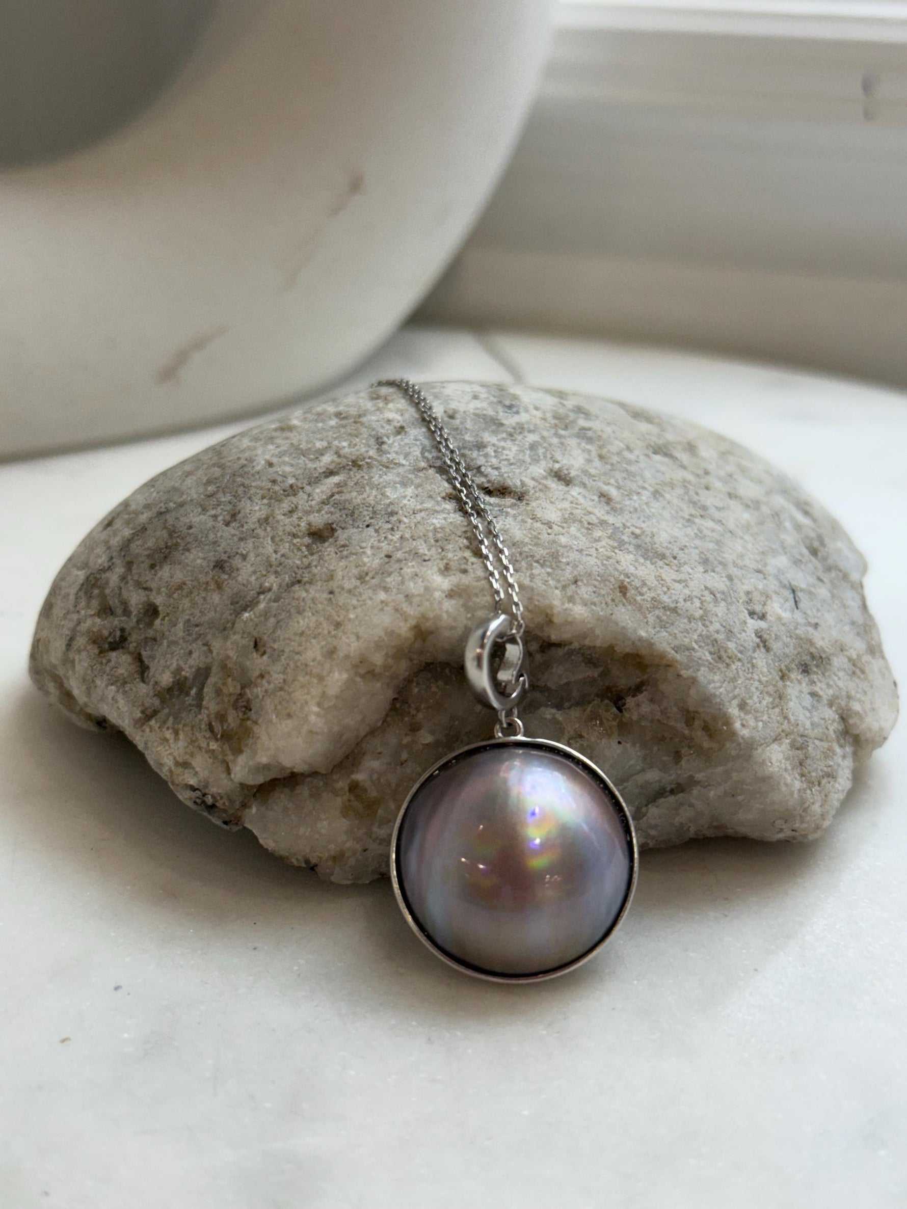 20.7mm Pink Rose iridescent Ocean Round Mabe Pearl Pendant: Extreme luster, S925 Silver base pendant Necklace Set.