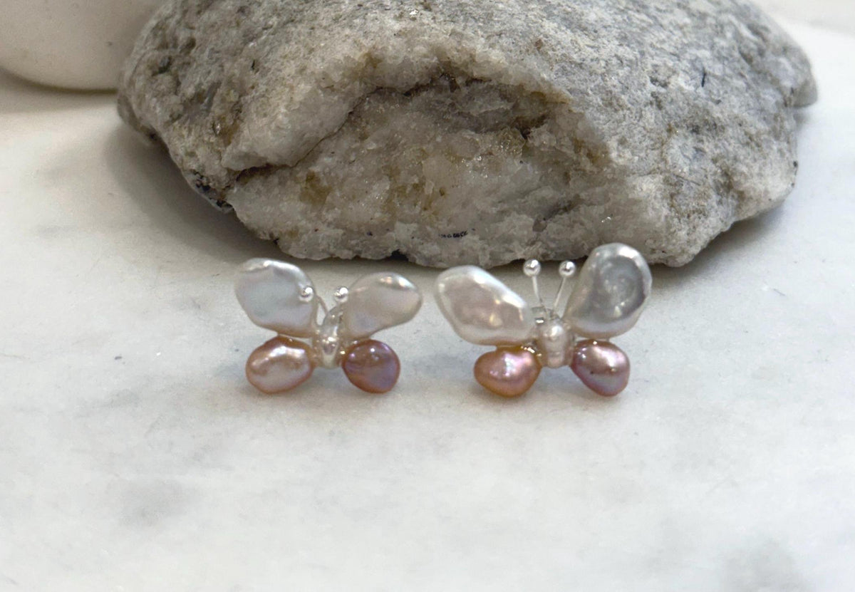 Keshi Pearls Cute Butterfly Earrings Studs: Strong luster, White Rose pearls, 1.4x2cm, S925 silver earrings studs.