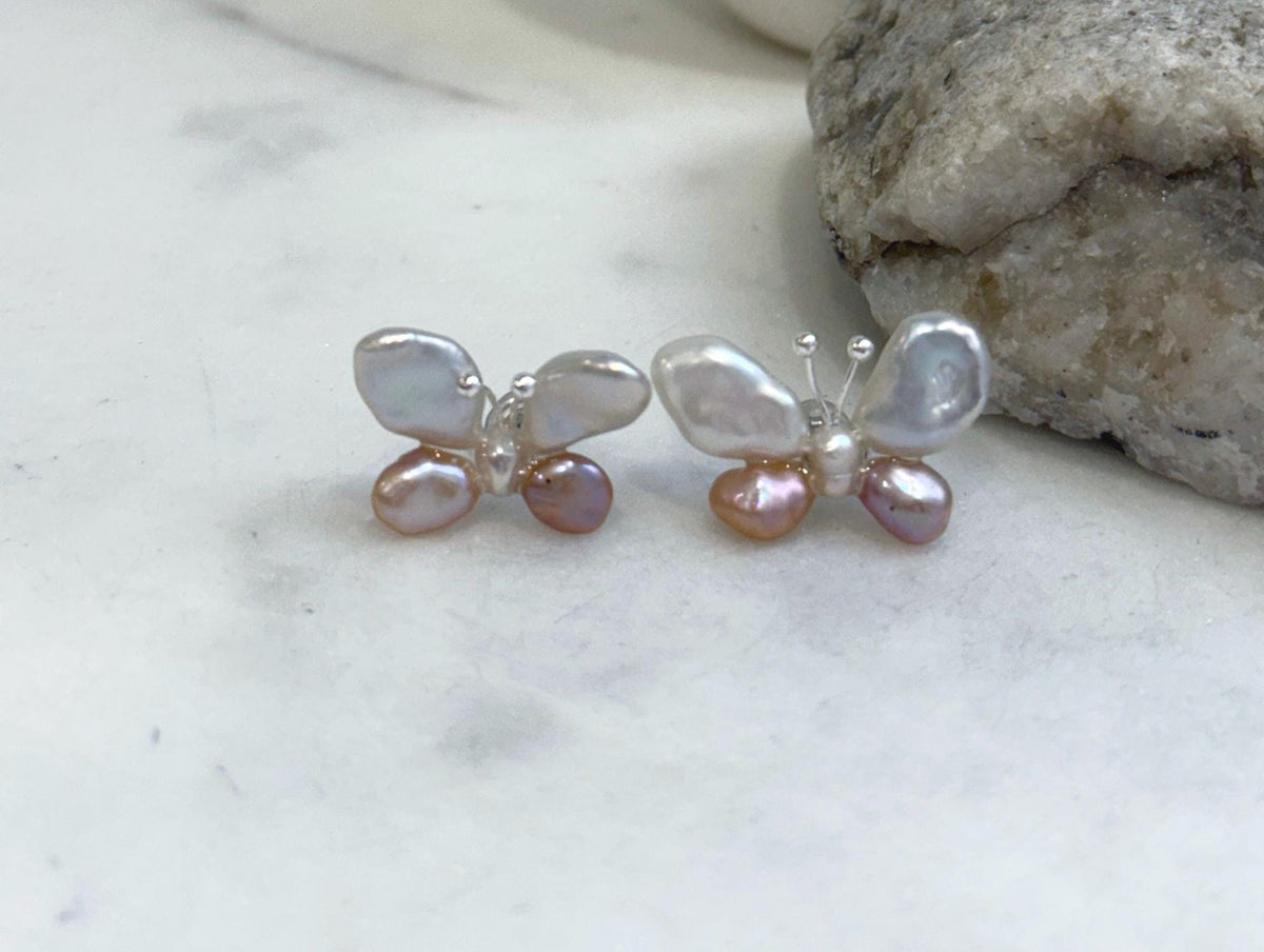 Keshi Pearls Cute Butterfly Earrings Studs: Strong luster, White Rose pearls, 1.4x2cm, S925 silver earrings studs.