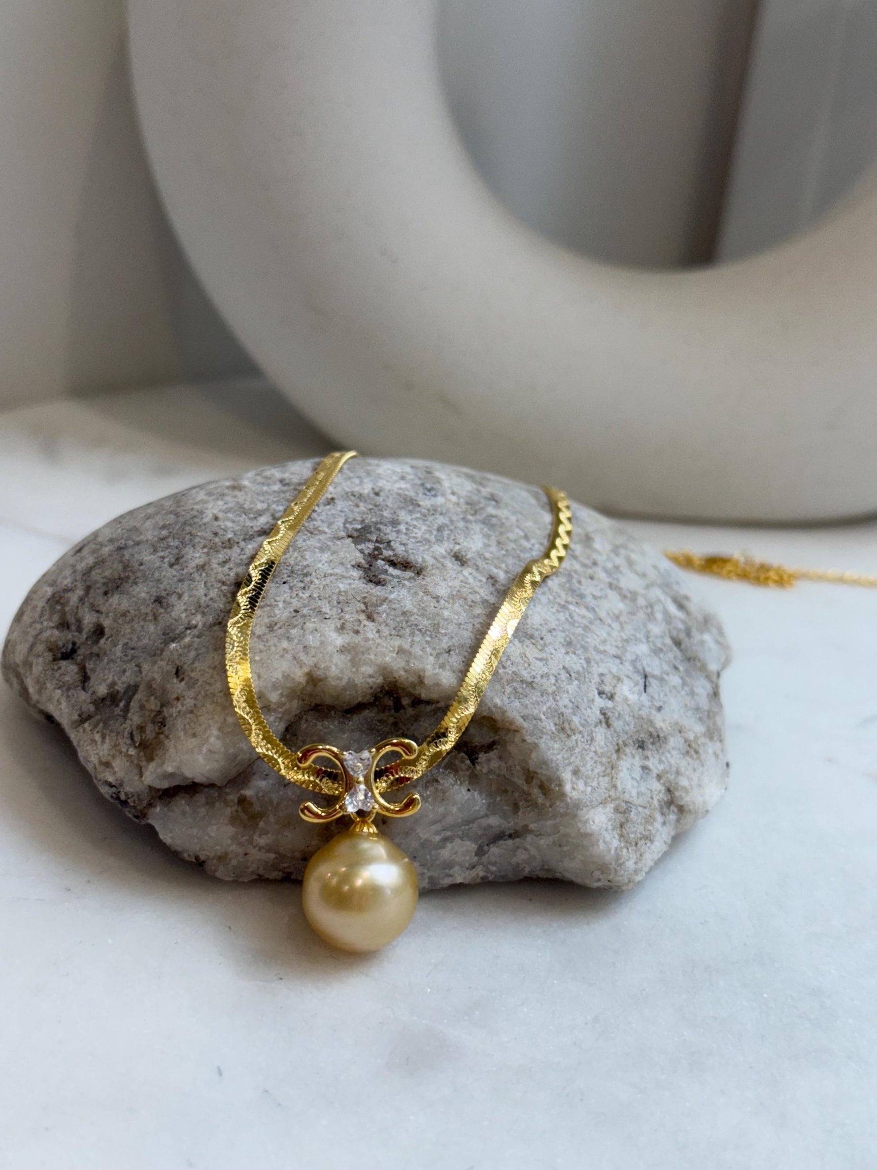 12.9mm South Sea Golden ocean pearl cool Pendant Thick Chain Necklace Set: Extreme luster mirrored, ultra Gold. S925 silver chain. To 17.7”