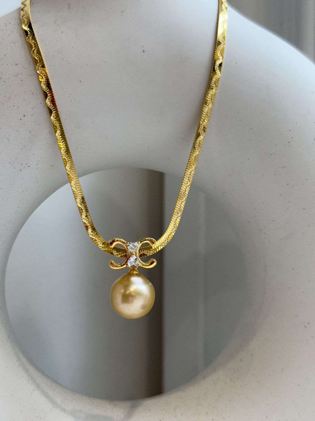 12.9mm South Sea Golden ocean pearl cool Pendant Thick Chain Necklace Set: Extreme luster mirrored, ultra Gold. S925 silver chain. To 17.7”