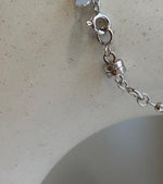 Not for seperate purchase!! s925 magnetic double clips. 21.5mm long, 5mm dia clip hoops. Silver color. Make Put-on easy for necklaces.