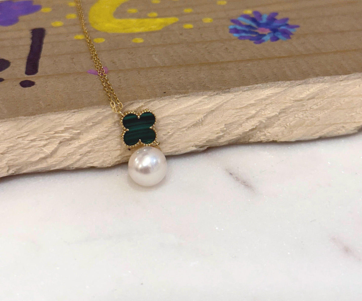 akoya ocean Pearl 18k gold malachite gemstone pendant for her birthday