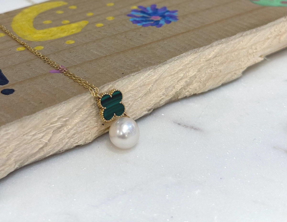 akoya ocean Pearl 18k gold malachite gemstone pendant for her engagement