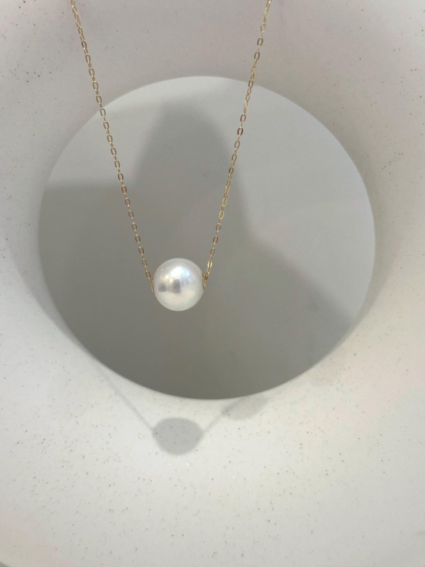 Au750 18k Yellow Gold 11mm Extreme luster Edison White Round Pearl Floating pendant silver chain Classic Necklace gift for her holiday gift