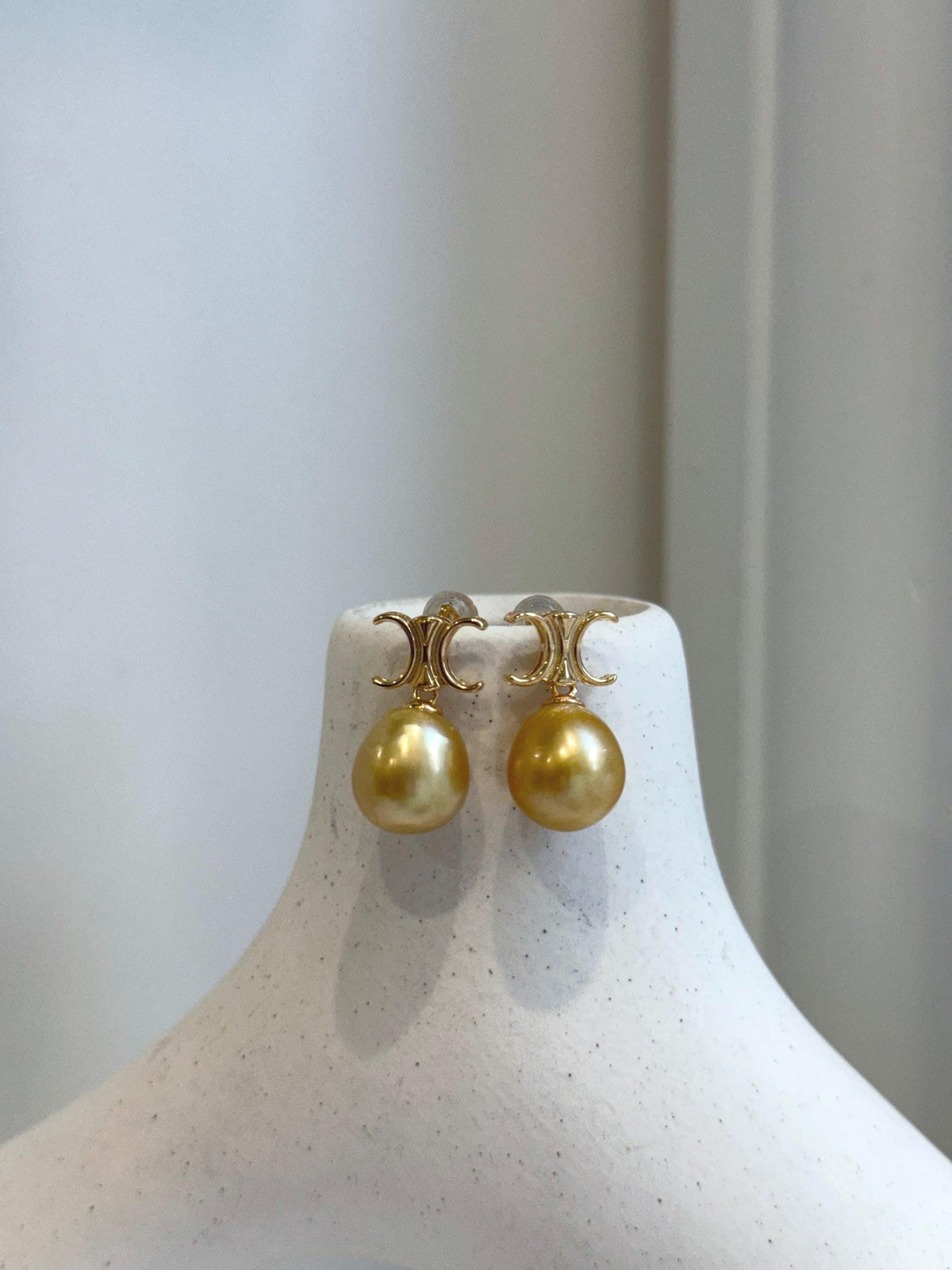 11mm South sea golden Pearls Earrings: Extreme luster mirrored effect, 2.1cm high, S925 silver cool earrings.