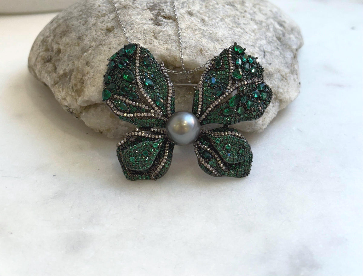 Tahitian Ocean Pearl Brooch Pendant 2in1: Strong Luster, 10mm, platinum pearl green hue, butterfly brooch,6x4cm, S925 silver chain.