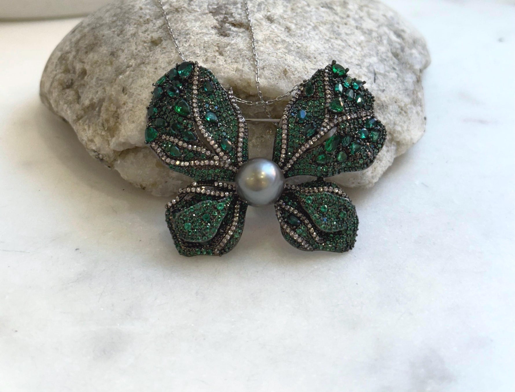 Tahitian Ocean Pearl Brooch Pendant 2in1: Strong Luster, 10mm, platinum pearl green hue, butterfly brooch,6x4cm, S925 silver chain.