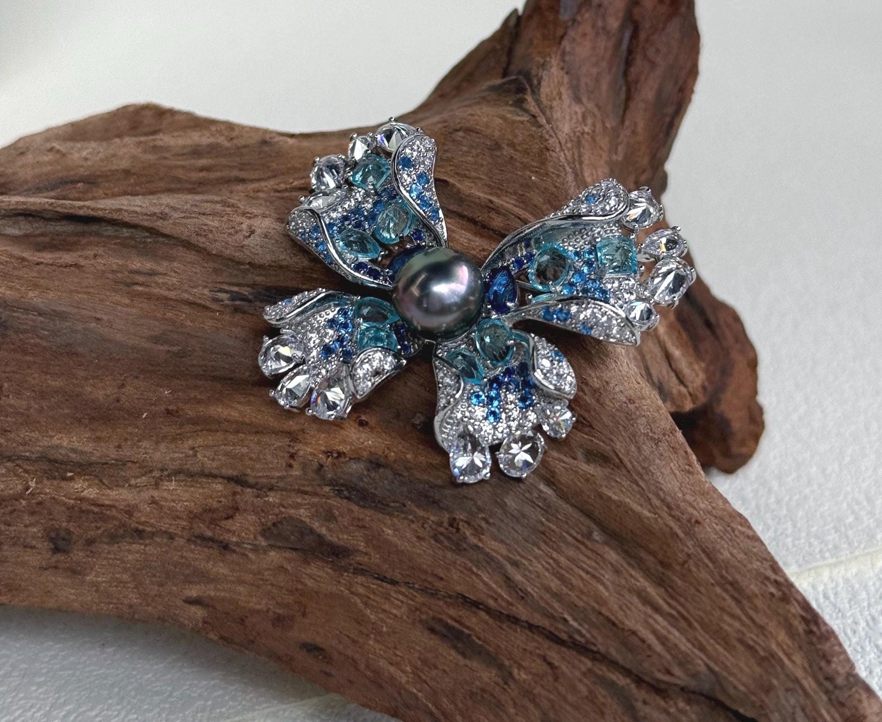 Tahitian Ocean Pearl Brooch Pendant 2in1: Extreme luster mirrored, 9.6mm peacock green brown, butterfly Copper Brooch, s925 silver chain. gift for her birthday