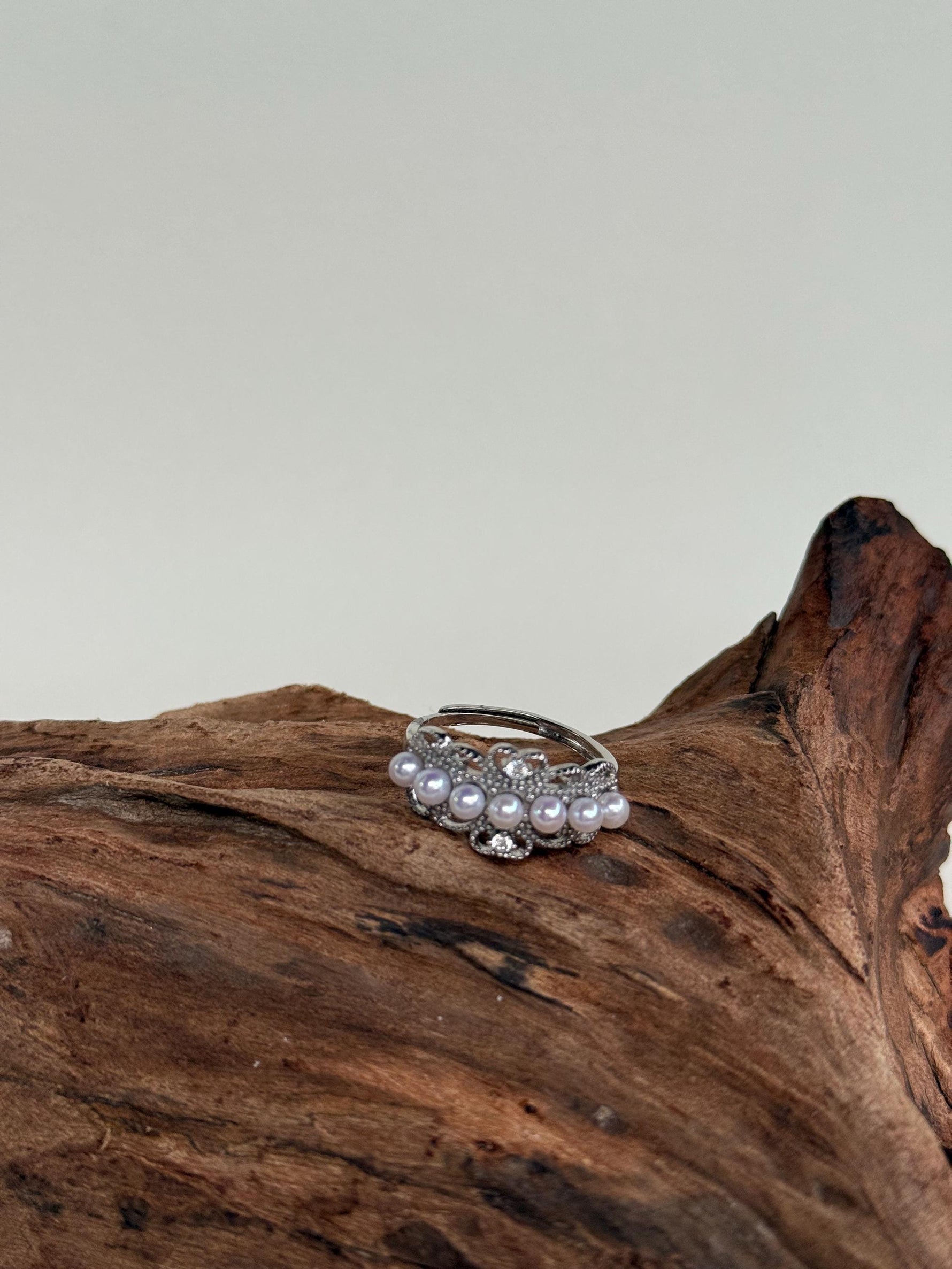 7pcs White Small Pearls Ring: Extreme luster mirrored, 3.1-3.4mm, S925 Silver adjustable Ring.