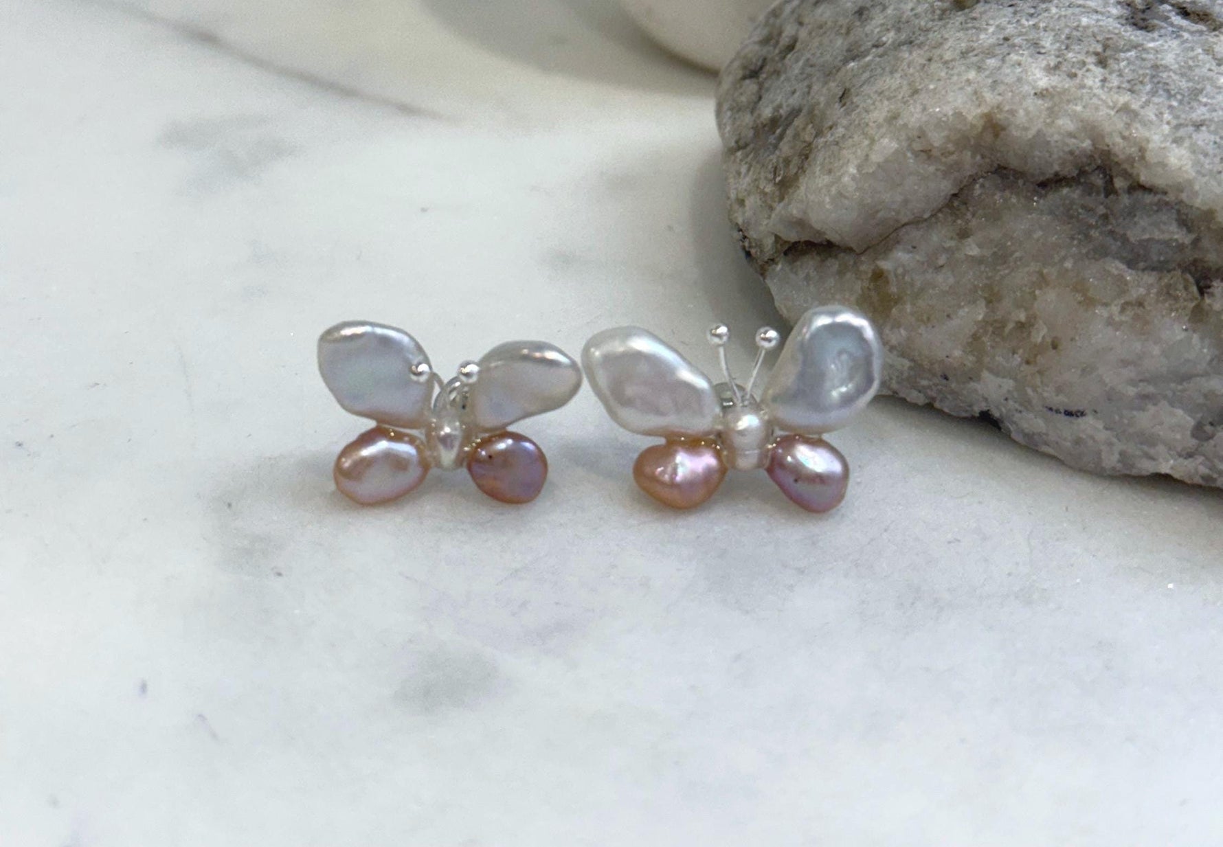 Keshi Pearls Cute Butterfly Earrings Studs: Strong luster, White Rose pearls, 1.4x2cm, S925 silver earrings studs.
