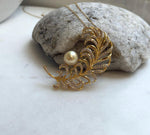 South sea golden pearl brooch pendant 2in1: Extreme strong luster mirrored, 9.5mm, pure gold. Feather design Brooch with s925 silver chain.