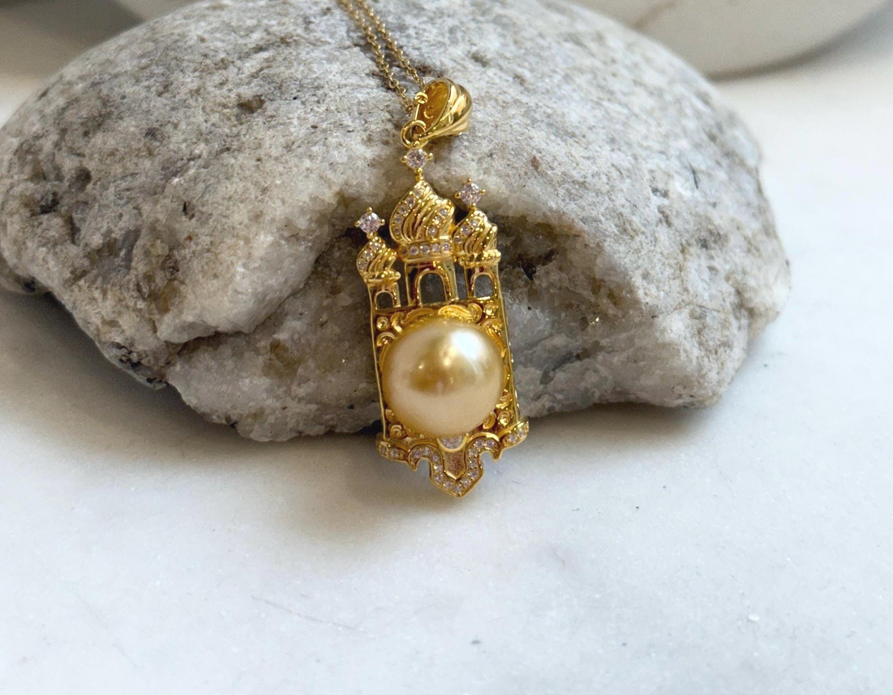 11.4mm South sea golden Pearl pendant: Extreme luster mirrored, ultra gold pearl, 4.5cm high, S925 silver castle pendant chain set.