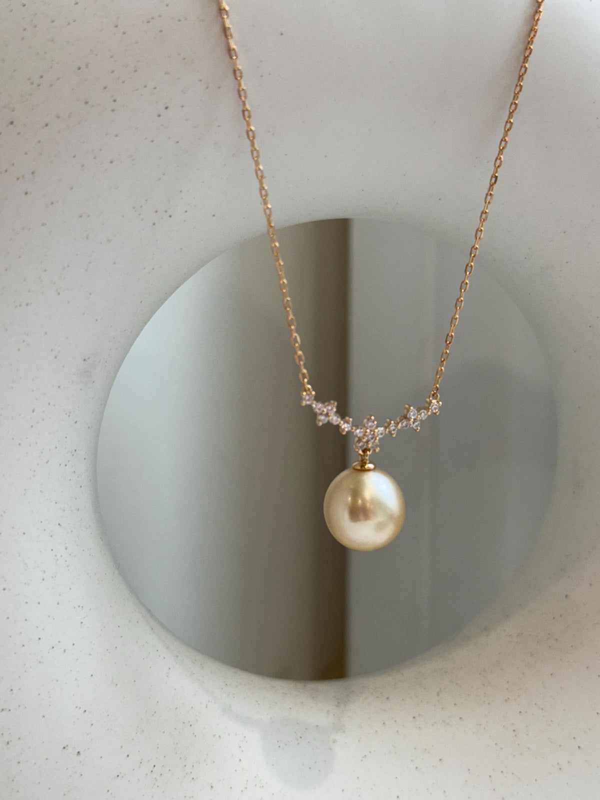 11.5mm South Sea Golden ocean pearl cool Pendant Necklace Set: Extreme luster mirrored, light Gold. To 18.3“ gift for her daily wear
