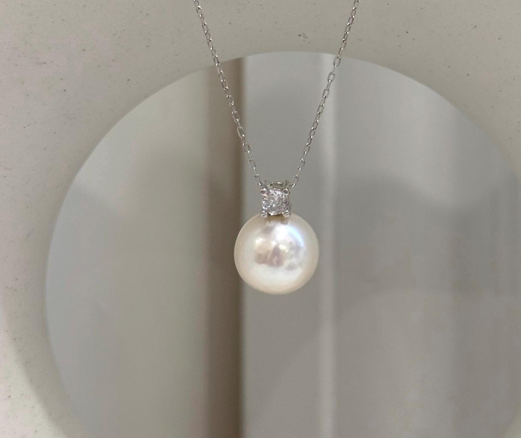 11.6mm White Edison Pearl pendant: Extreme luster mirrored, 1.6cm high, S925 silver minimalist pendant chain set.