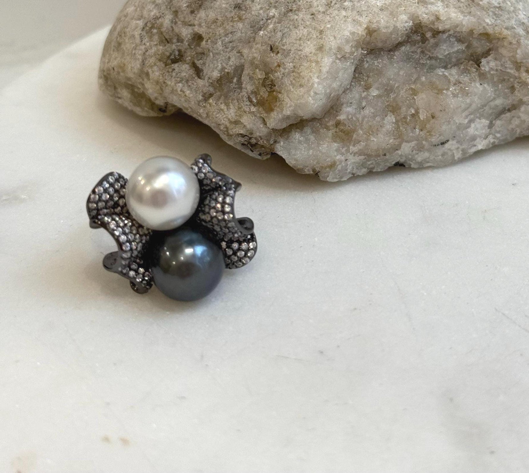 Australian Ocean White Tahitian ocean Double pearls Ring: 10.5-10.9mm, Extreme luster mirrored, Top Thick S925 Silver Adjustable Ring.