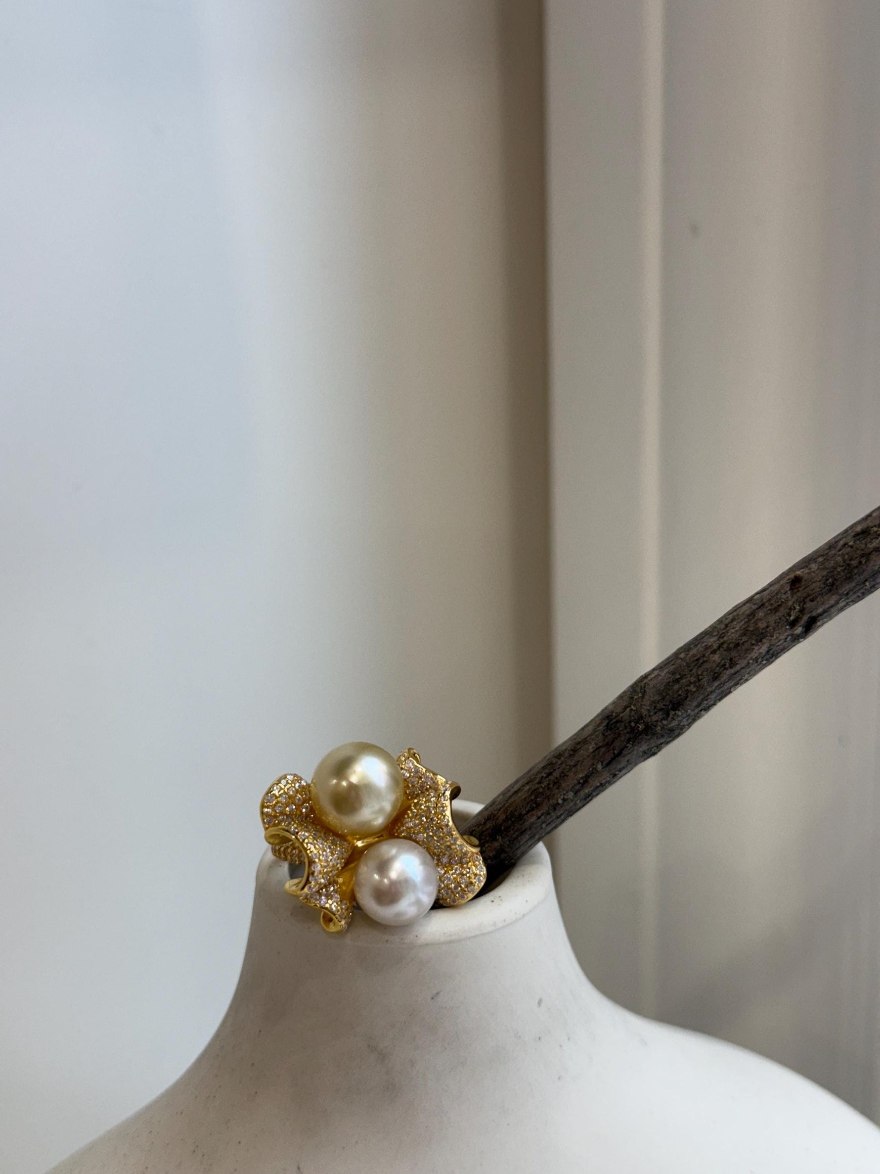 South sea golden Australian ocean white double pearls Ring: Extrem luster, 9.2-10.2mm. S925 silver adjustable Vintage Ring.